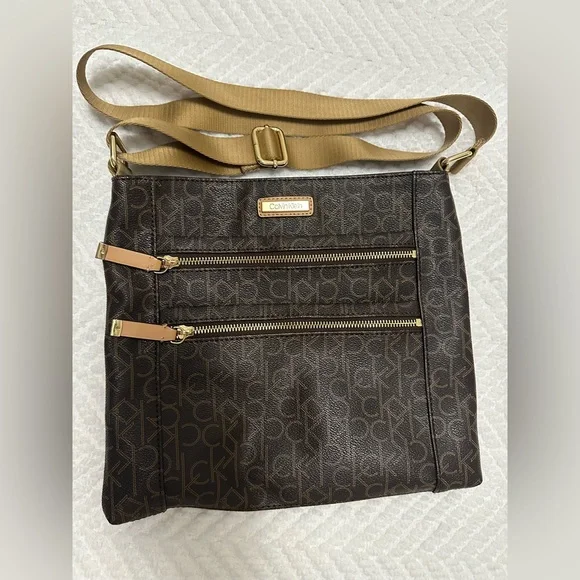 Calvin Klein Brown Logo Crossbody Bag Double Zip Adjustable Strap - Picture 1 of 9